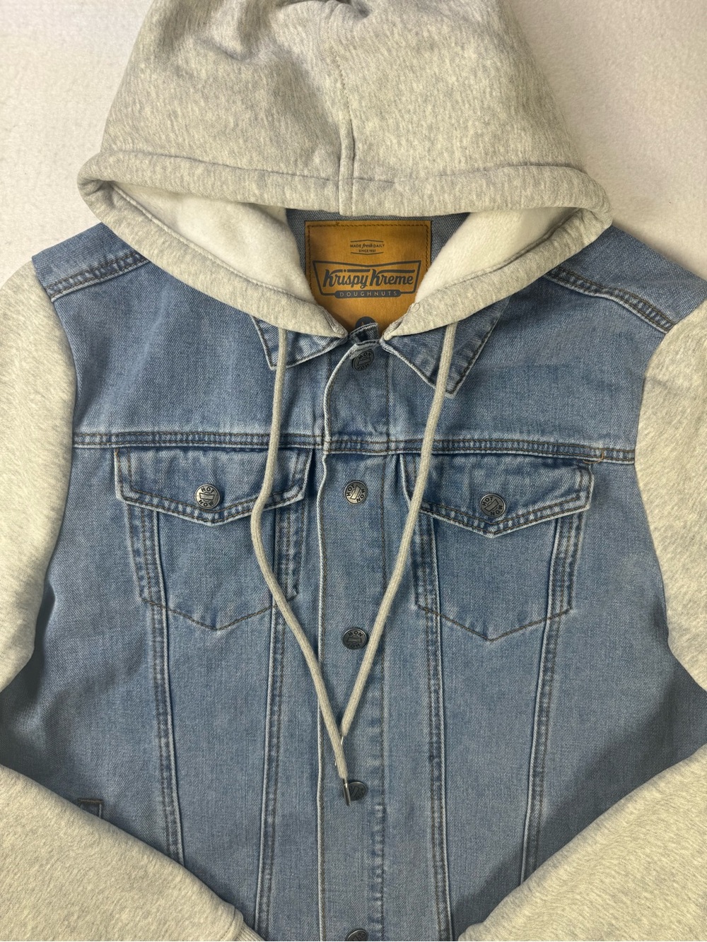 Krispy Kreme Denim Hoodie Jacket Men’s M Y2K Streetwear Layered - Picture 6 of 16